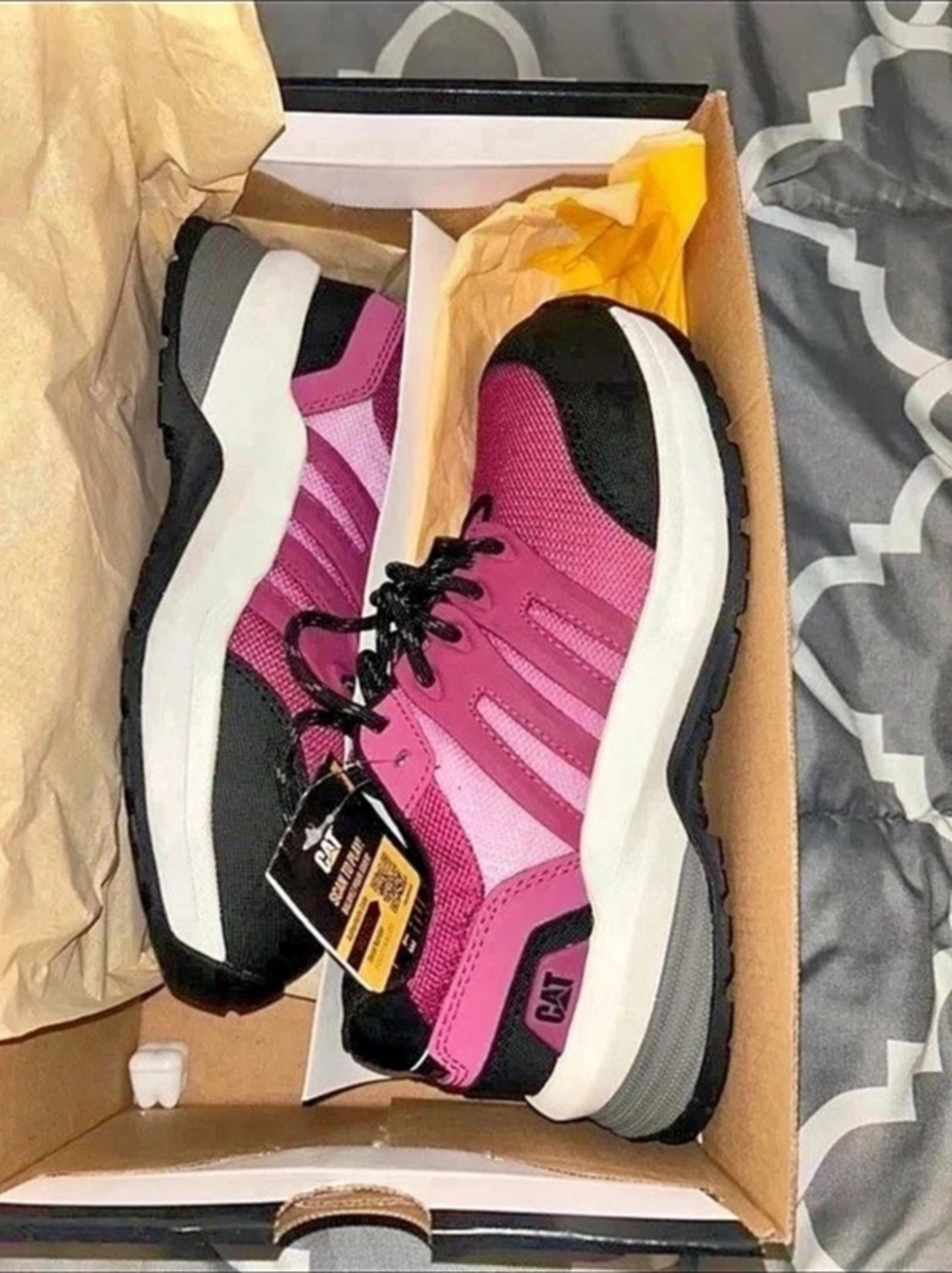 New Balance Fresh Foam X 1080v12 Women's Pink & Black US 6 NWT